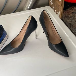 Black heels $20    Camel sandals 8 $15